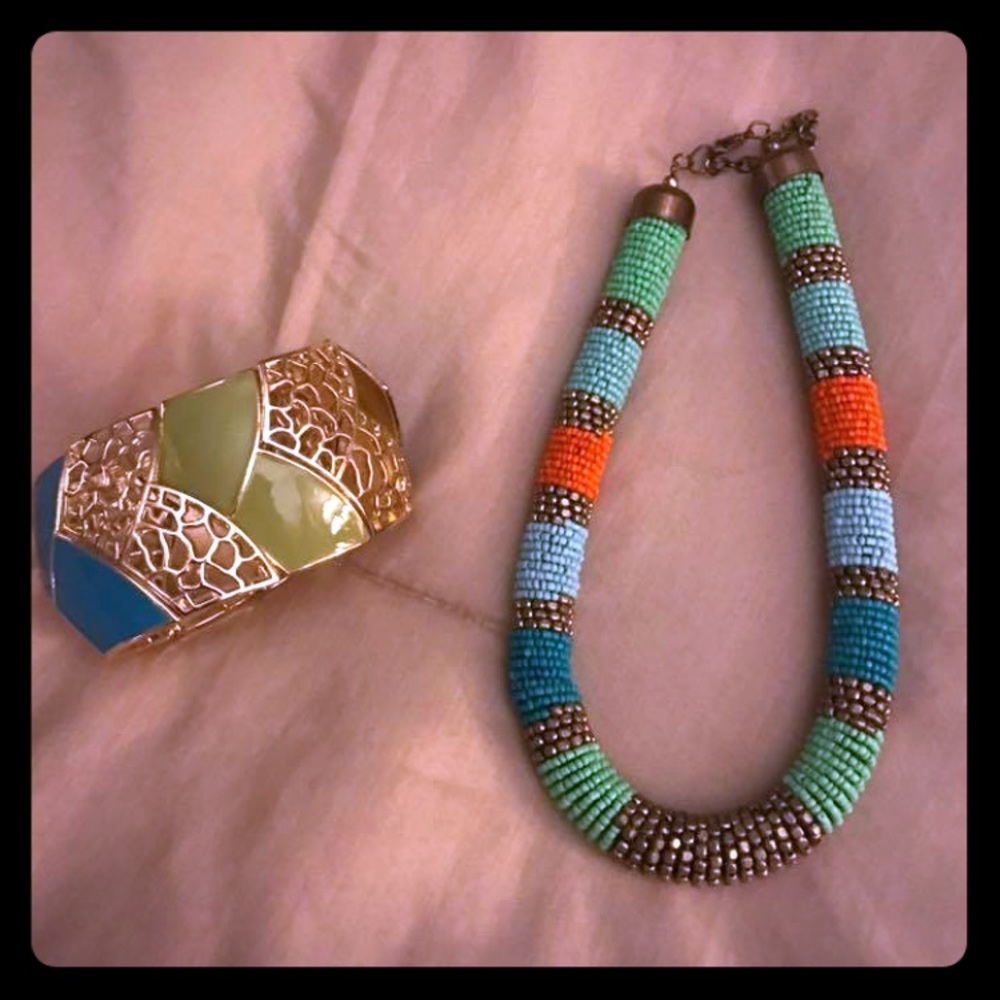 Beautiful necklace and bracelet set